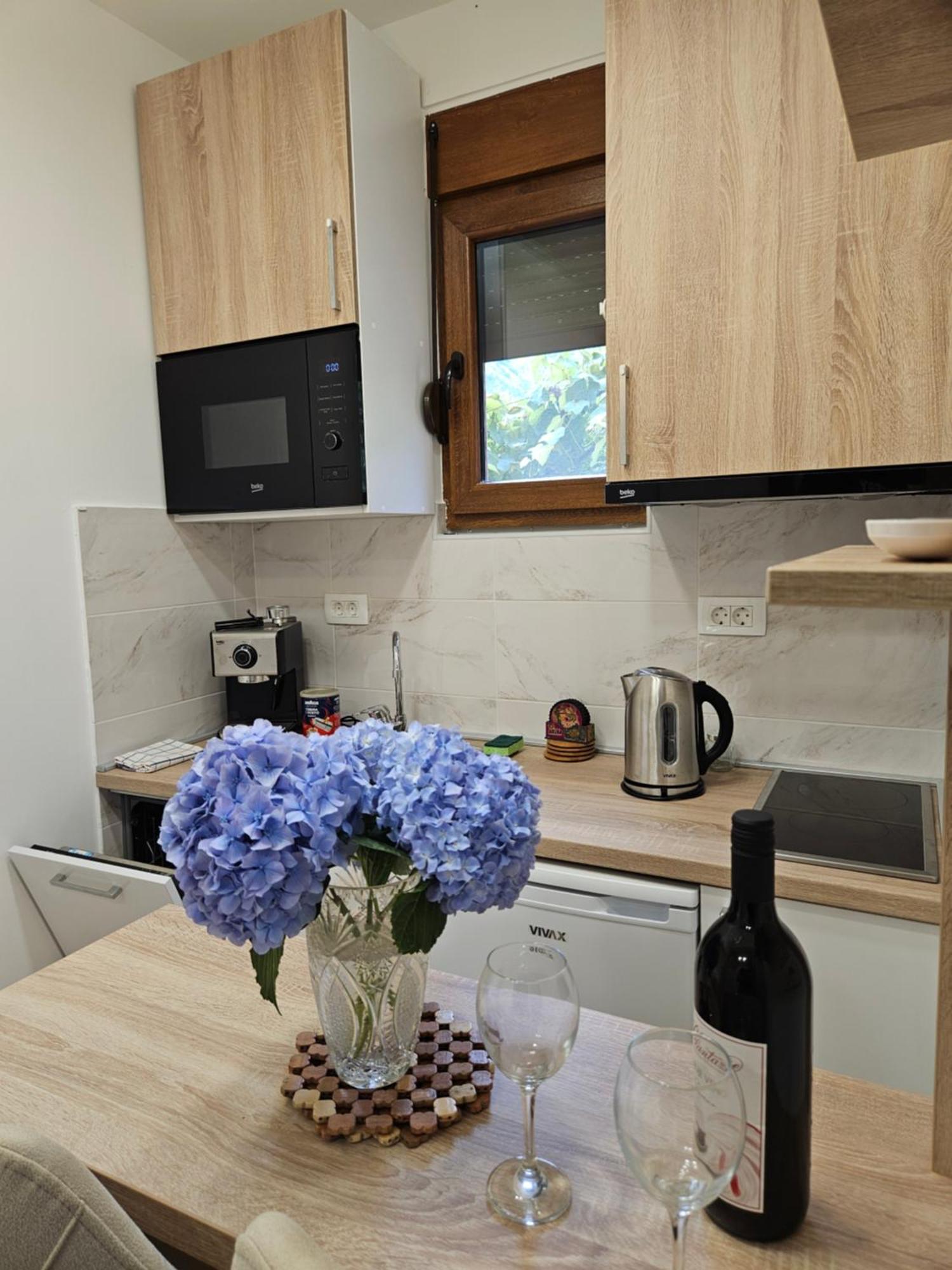 Apartment Vento Di Bocche III โกตอร์ ภายนอก รูปภาพ